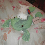 SKUNK DOLL_SIGNATURE